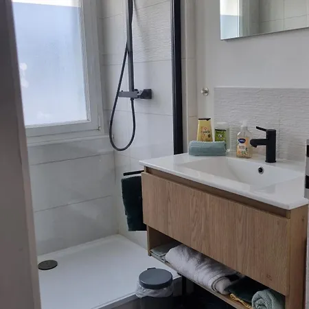 Maison 3 Chambres, Jardin Clos A 900m De L'ocean *