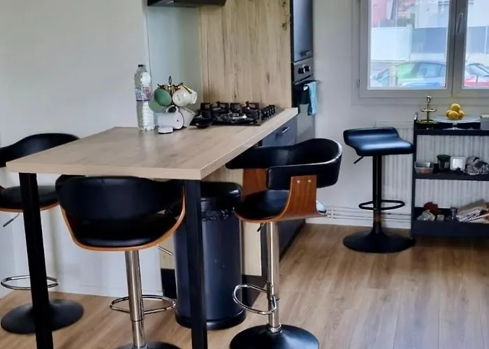 Maison 3 Chambres, Jardin Clos A 900m De L'ocean Holiday home