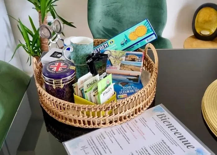 Holiday home Maison 3 Chambres, Jardin Clos A 900m De L'ocean Saint-Nazaire (Loire-Atlantique)